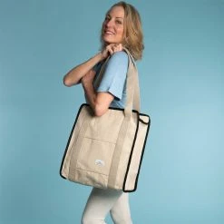 Vendor-unknown TRAVELVILLE Hemp Personal Carry-On Tote Bag (Plastic-free) (Allegiant Airlines)(Big Spender)