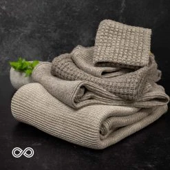 Towels BedBath LONDONBERRY 100% Organic Linen Knit Bath Towel