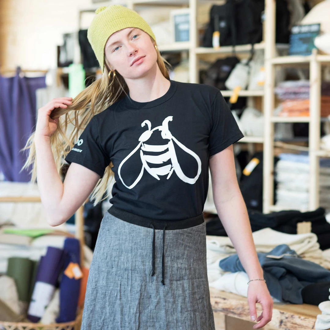 SONOMA Printed 100% Organic Cotton T-Shirt - Bee Design | Unisex Eco-Friendly Tee | Made in USA 3 T-Shirts Tops SONOMA Printed 100% Organic Cotton T-shirt (Unisex) (Made In USA) - Bee